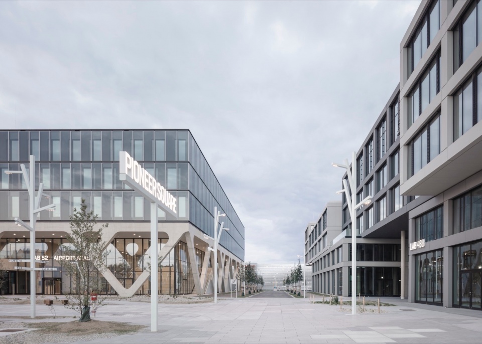 LAB 52 AirportAcademy LabCampus Munich Airport by Auer Weber