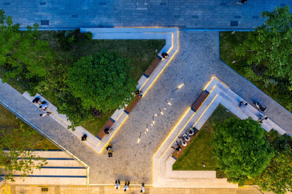 Project Design for Street Garden at No.2 Haitian Road