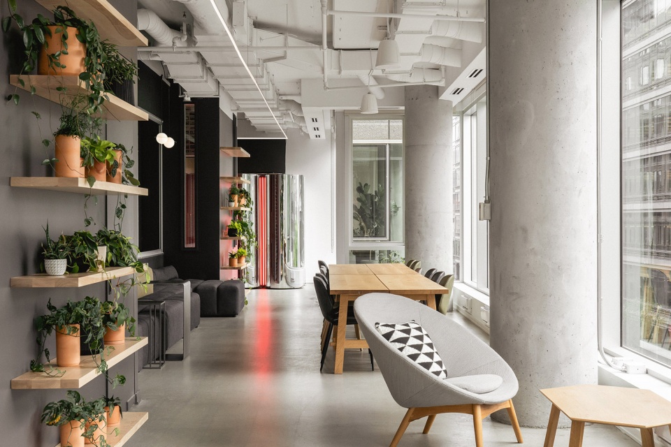 Plus Company Campus Cossette Offices