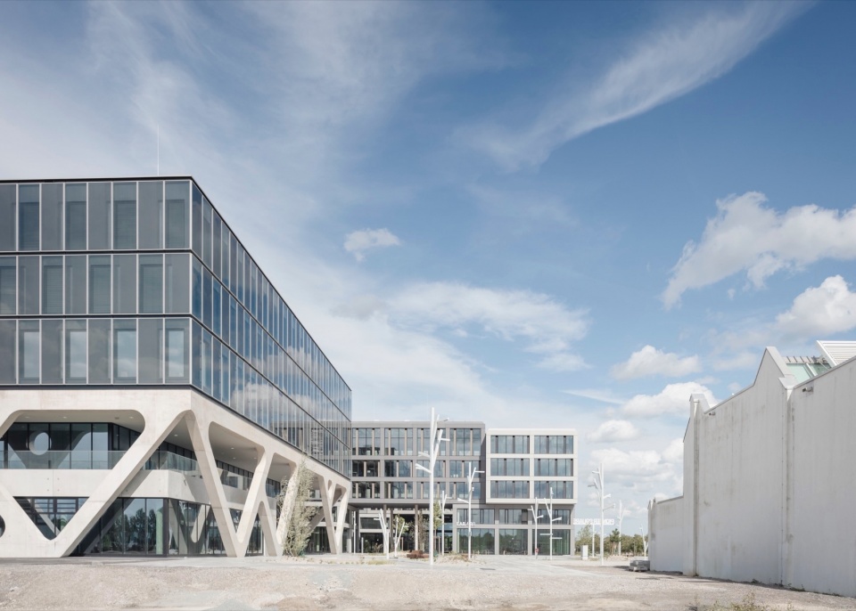 LAB 52 AirportAcademy LabCampus Munich Airport by Auer Weber