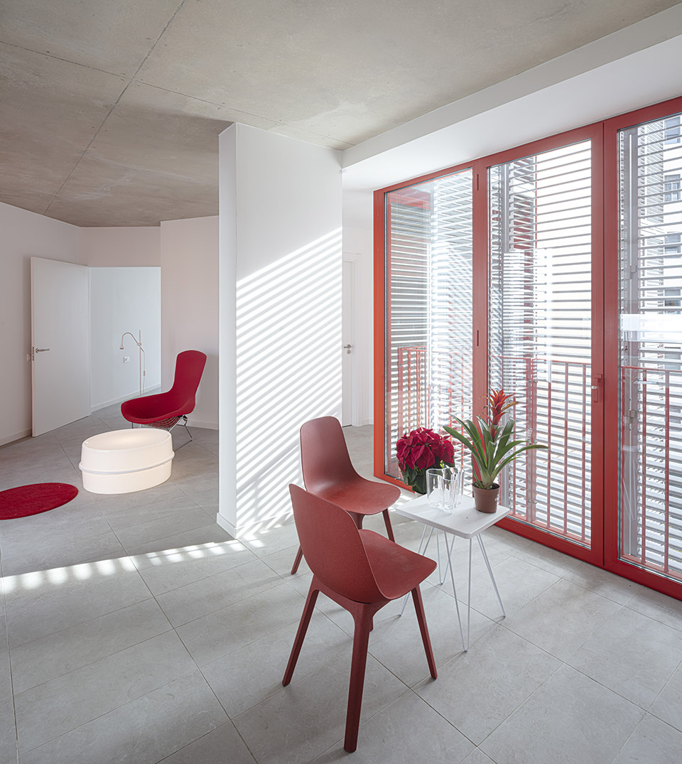 72 social housing units at the marina del prat vermell by mias architects coll leclerc