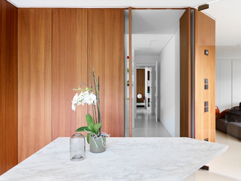 GC apartment by Burnazzi Feltrin Architetti