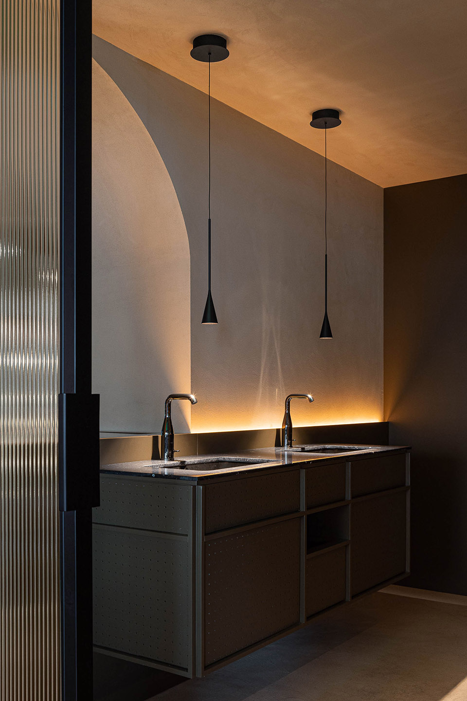mercantel restaurant by paulo martins arquitectura design