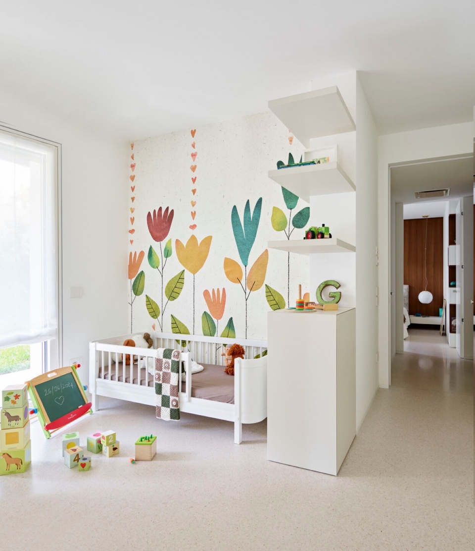 GC apartment by Burnazzi Feltrin Architetti