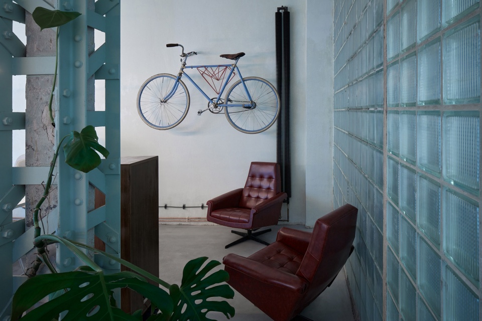 mar s base by studio mar s architects