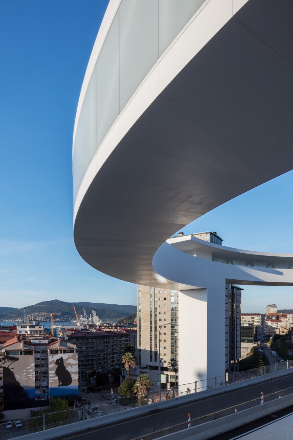HALO by AM2 Arquitectos Arenas Asociados NOARQ