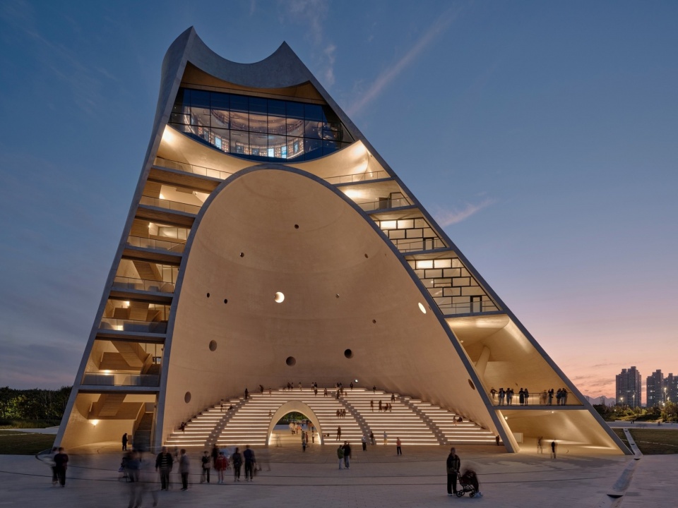 Sun Tower Yantai China by OPEN