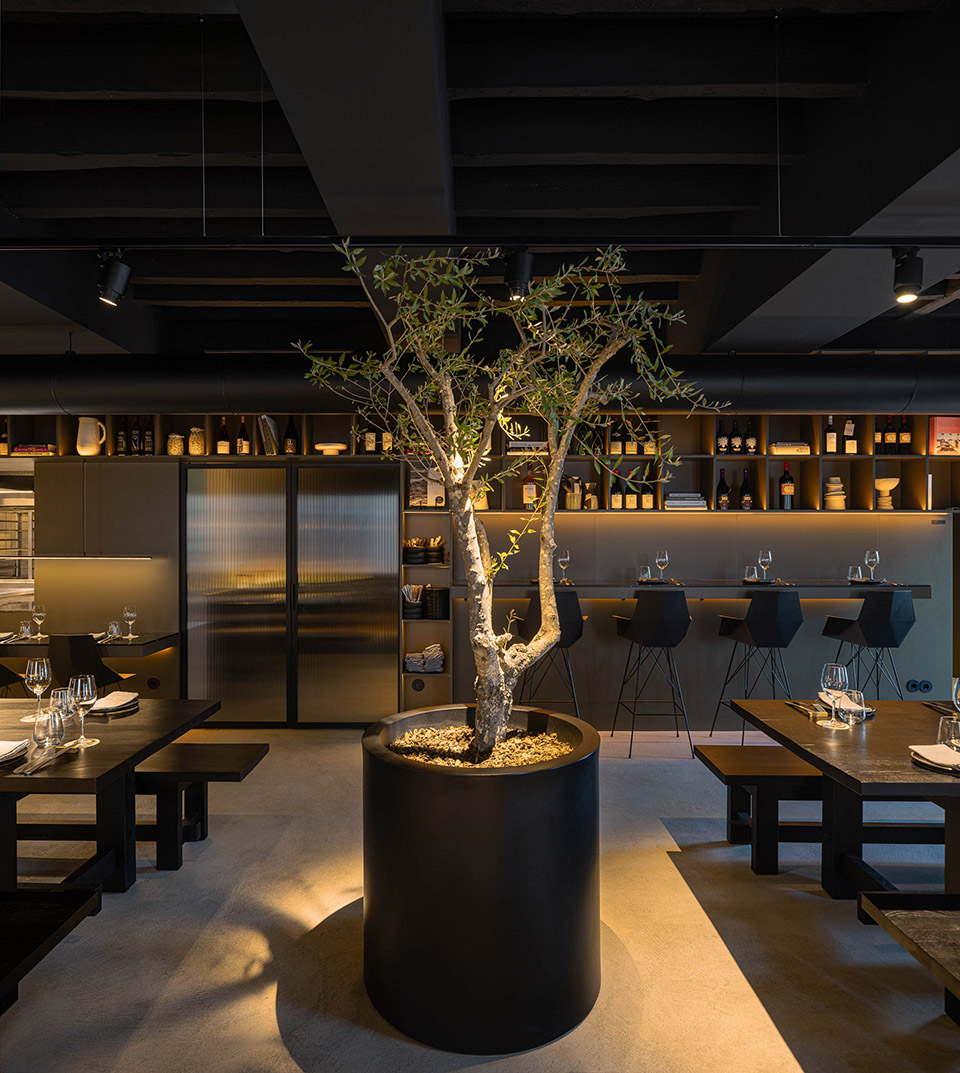 mercantel restaurant by paulo martins arquitectura design
