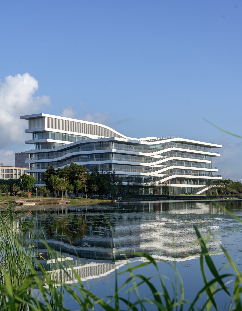 Lingang Children s Palace by Arcplus Institute of Shanghai Architectural Design Research