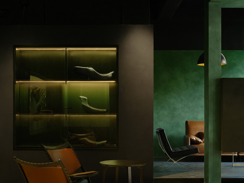motorcycle club by airwall architecture office