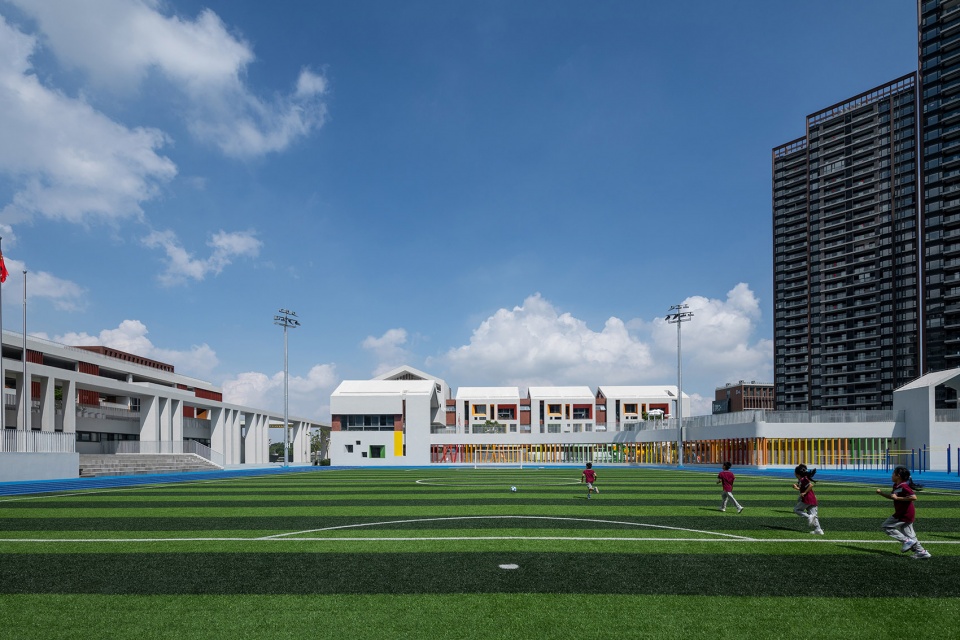 the f6 primary school and kindergarten of the guangzhou scut by scutad