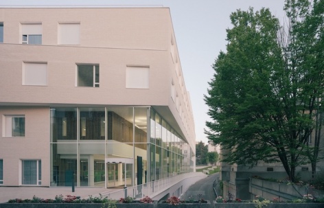 巴黎Sainte-Anne医院神经科学中心，法国 / Pargade Architectes