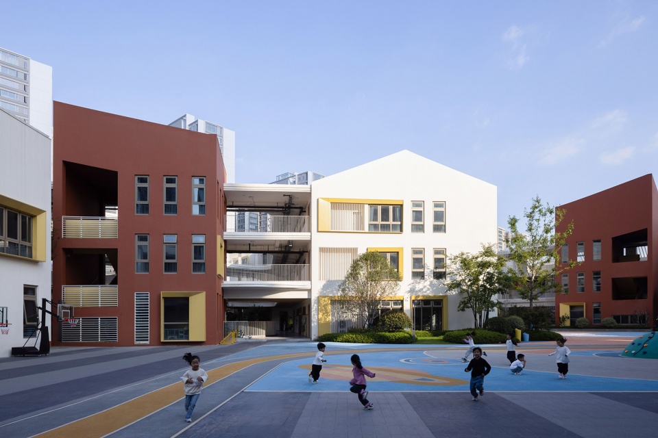 yiwu zongze class 36 kindergarten designed by 9m design