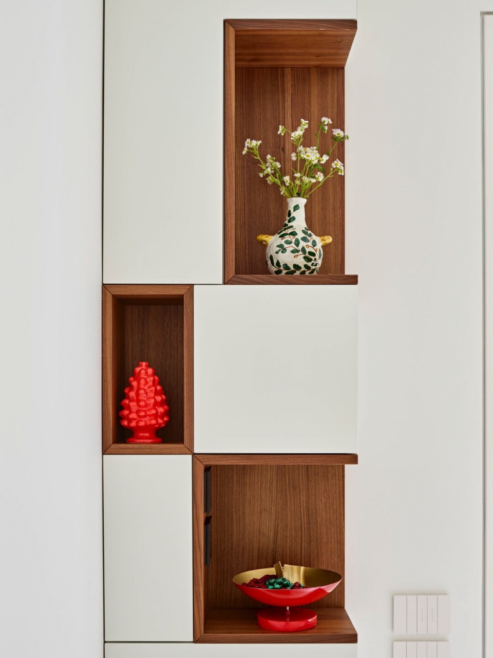GC apartment by Burnazzi Feltrin Architetti