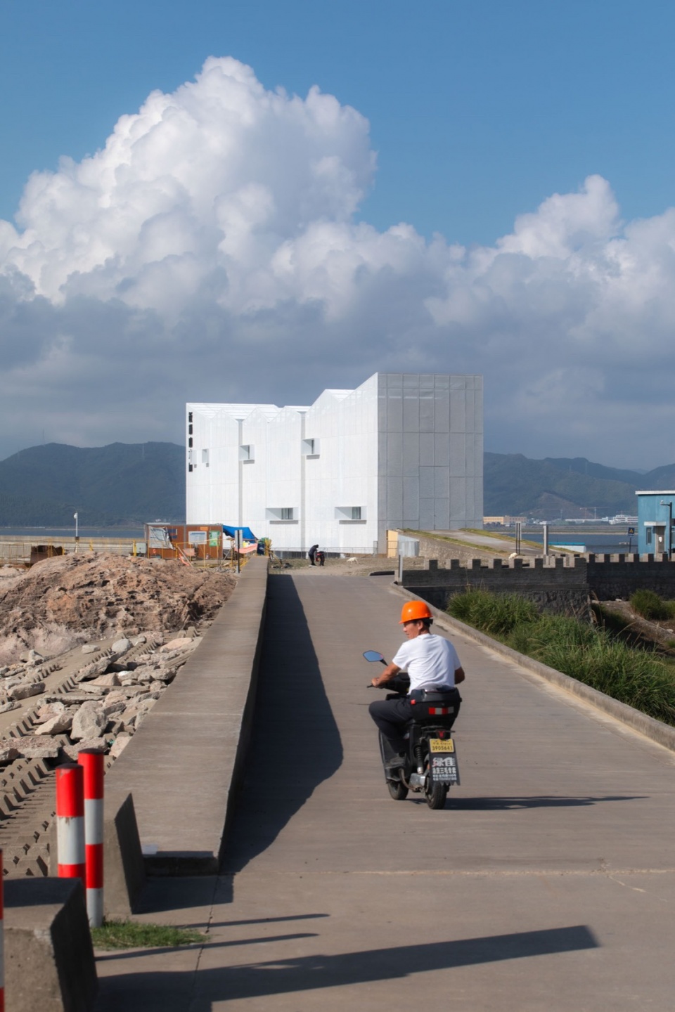Renovation of Xiangshan Sluice Gate