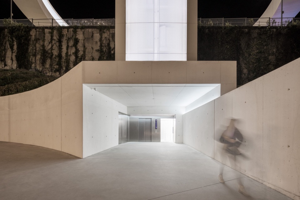 HALO by AM2 Arquitectos Arenas Asociados NOARQ