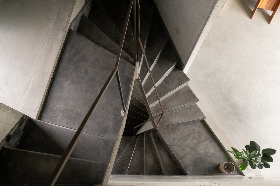 house with seven floors by maly chmel