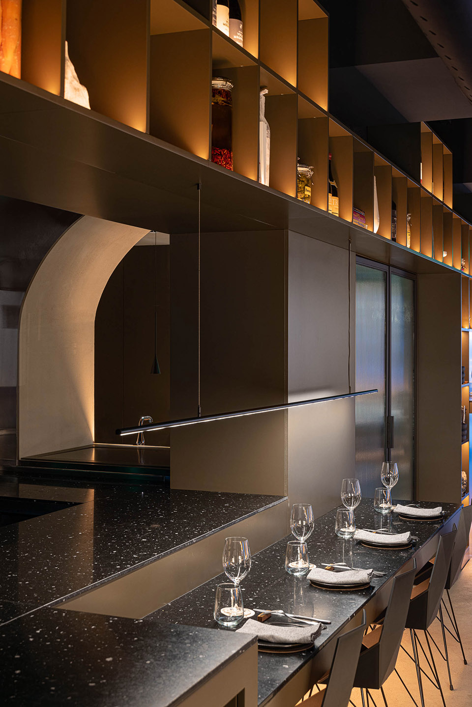 mercantel restaurant by paulo martins arquitectura design