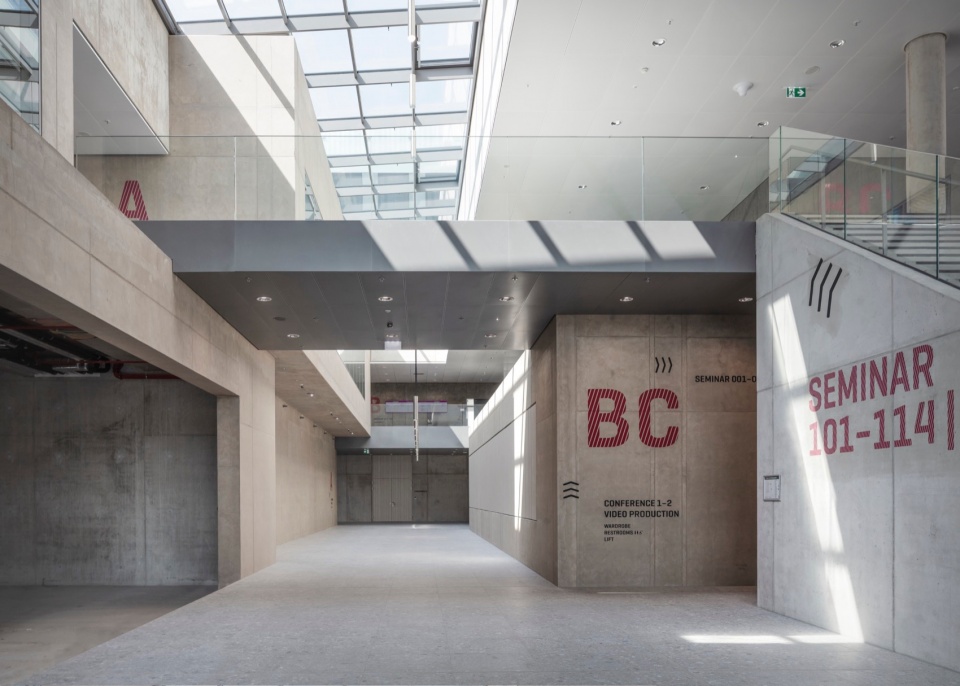 LAB 52 AirportAcademy LabCampus Munich Airport by Auer Weber