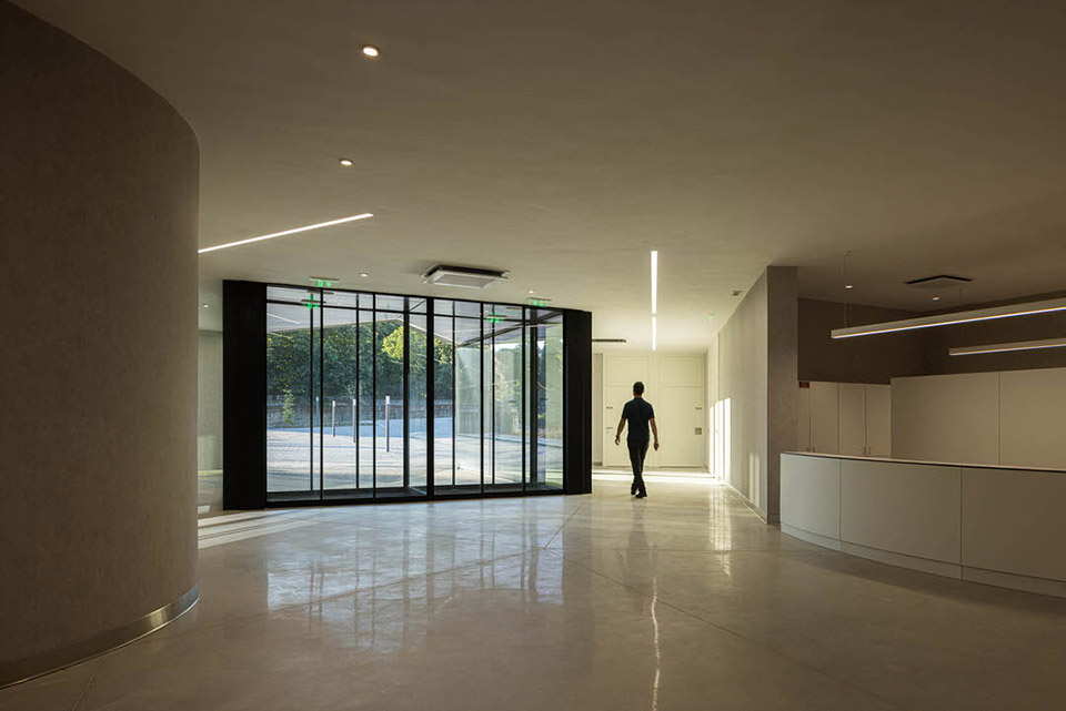 health center of moreira de conegos by studiocan