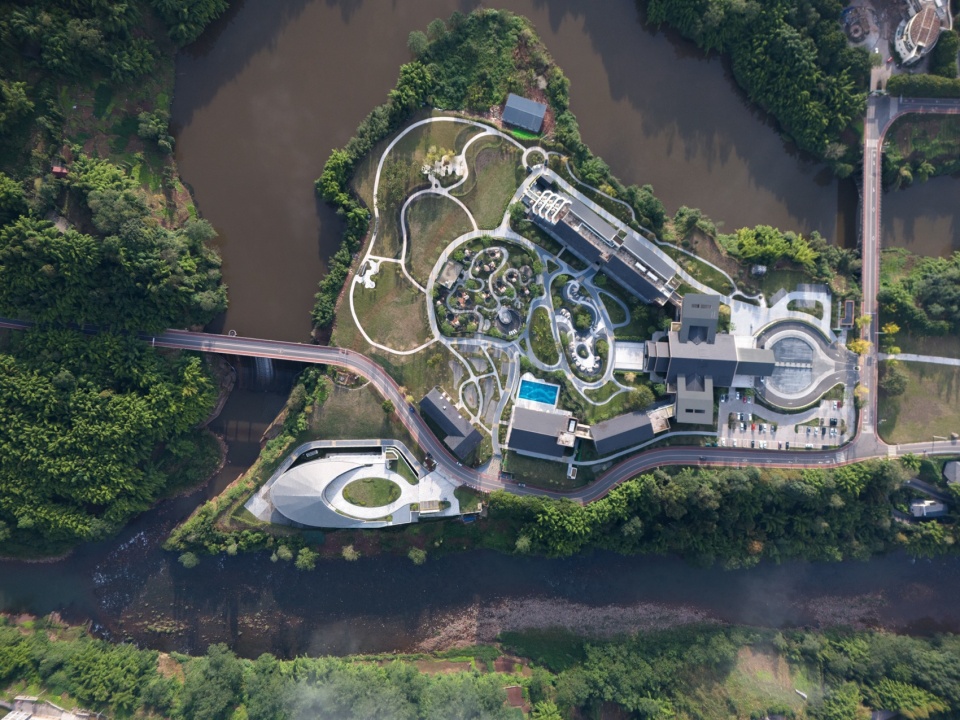 Zhou gong Mountain Nans hui ge Hot Spring Hotel Conference Center in Yaan Sichuan