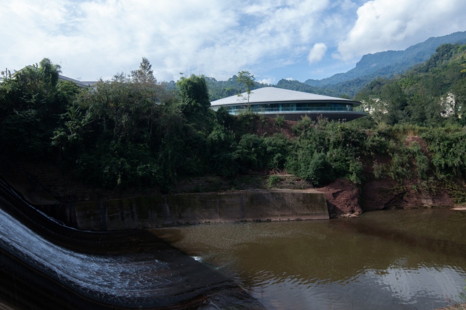 Zhou gong Mountain Nans hui ge Hot Spring Hotel Conference Center in Yaan Sichuan