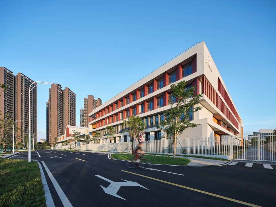 the f6 primary school and kindergarten of the guangzhou scut by scutad