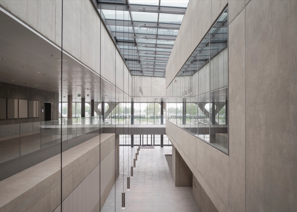 LAB 52 AirportAcademy LabCampus Munich Airport by Auer Weber