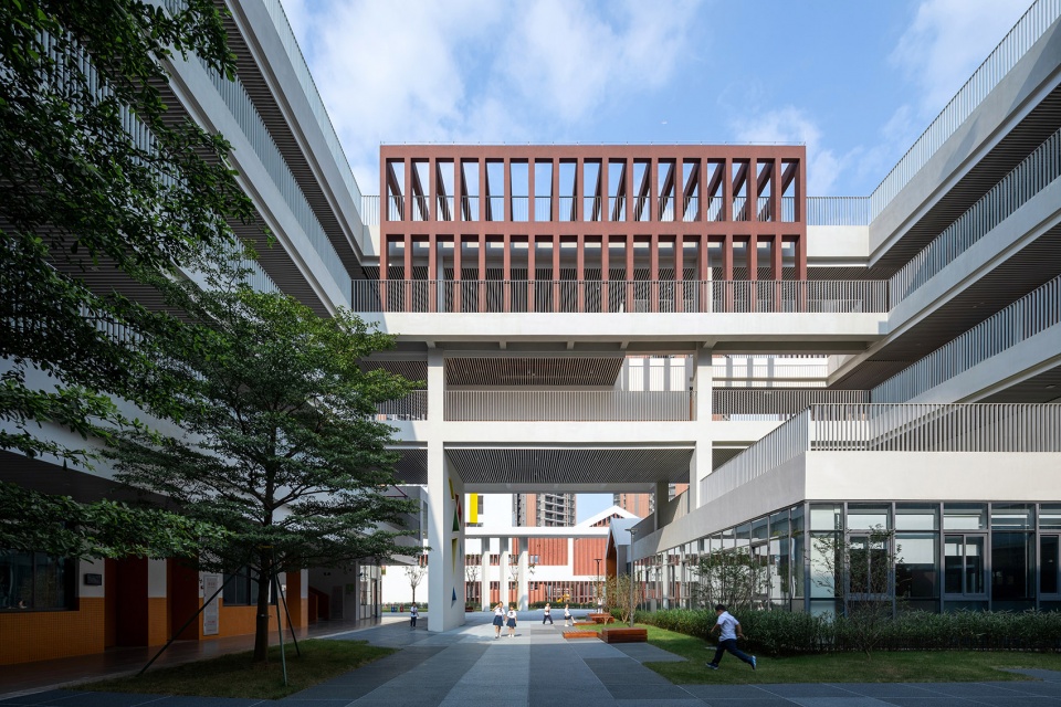 the f6 primary school and kindergarten of the guangzhou scut by scutad