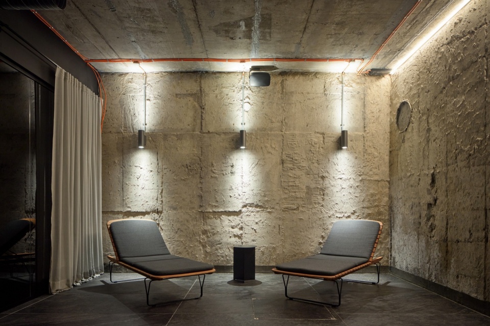 Vanguard by SKULL studio Michaela Zahorovska OOOOX studio Ivanka Kowalski
