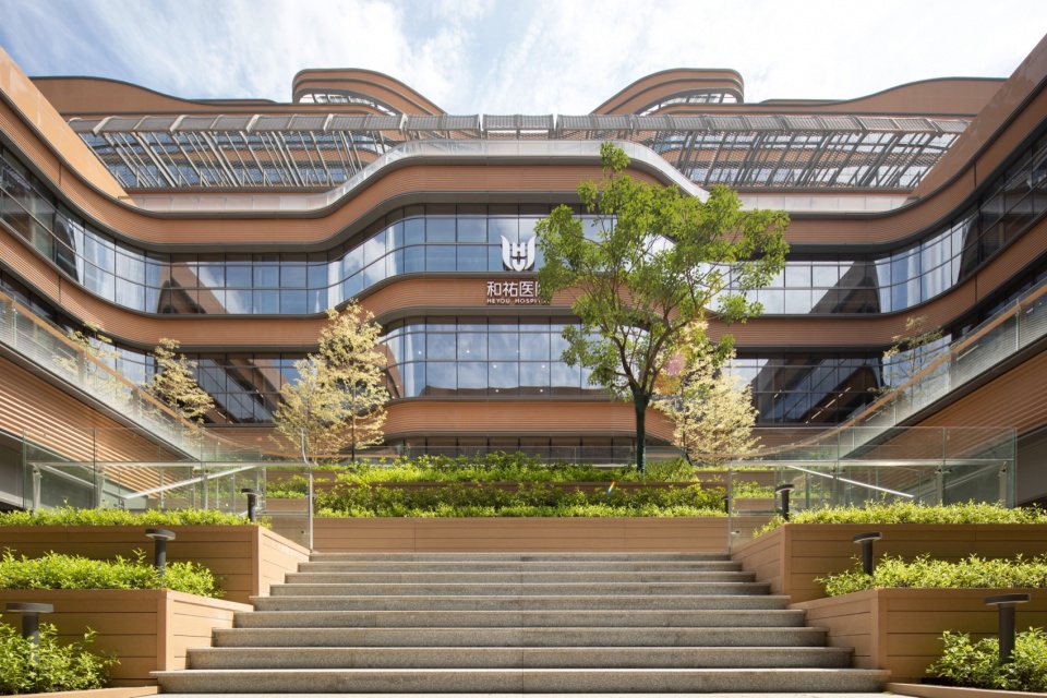 heyou international hospital by bai design international limited