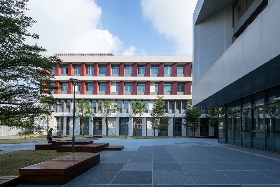 the f6 primary school and kindergarten of the guangzhou scut by scutad