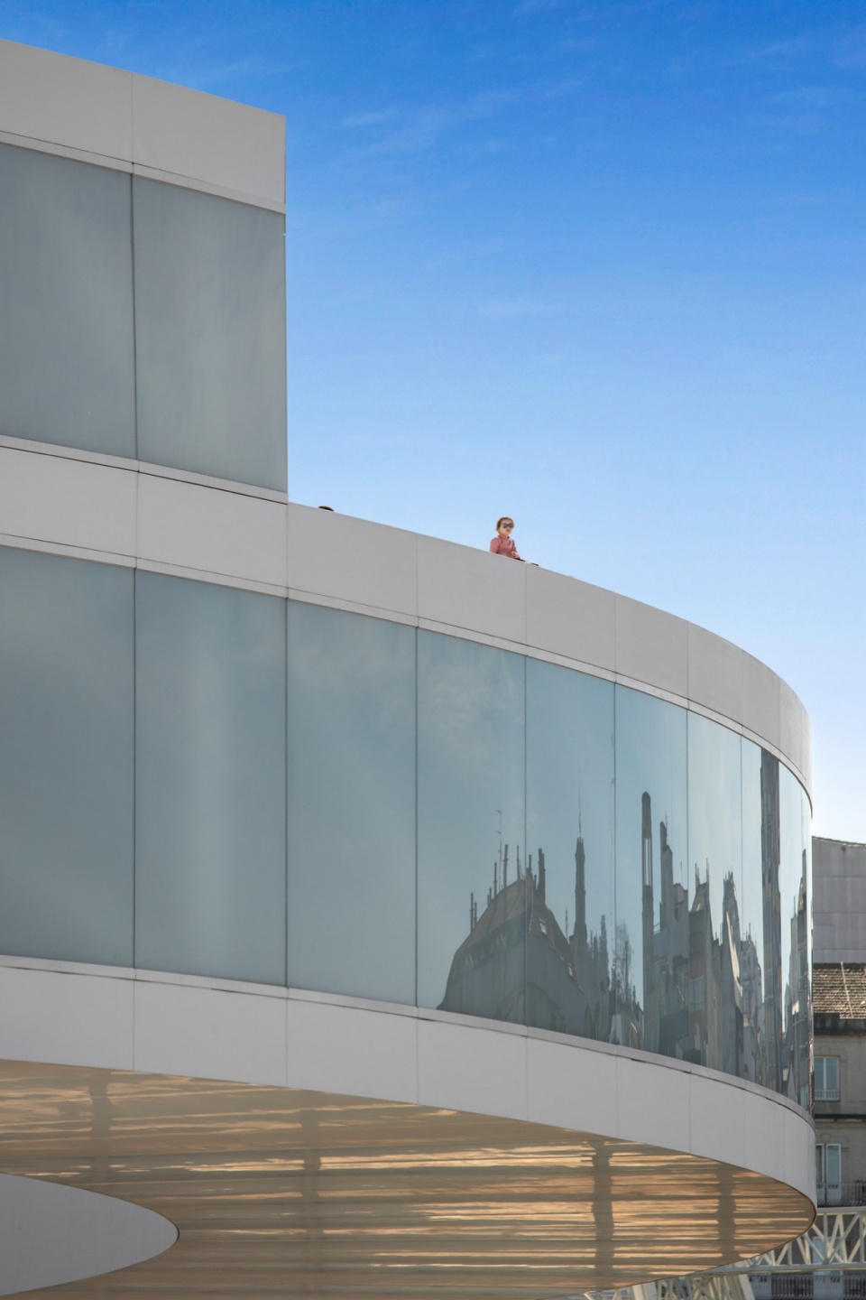 HALO by AM2 Arquitectos Arenas Asociados NOARQ