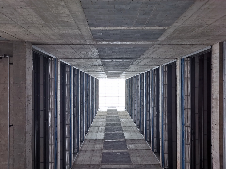 . 核心筒 Core tube ©田方方 zigzag tower