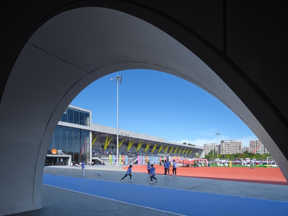 DSF0096 编辑huilongguan sports park by cadg daqiarchitects