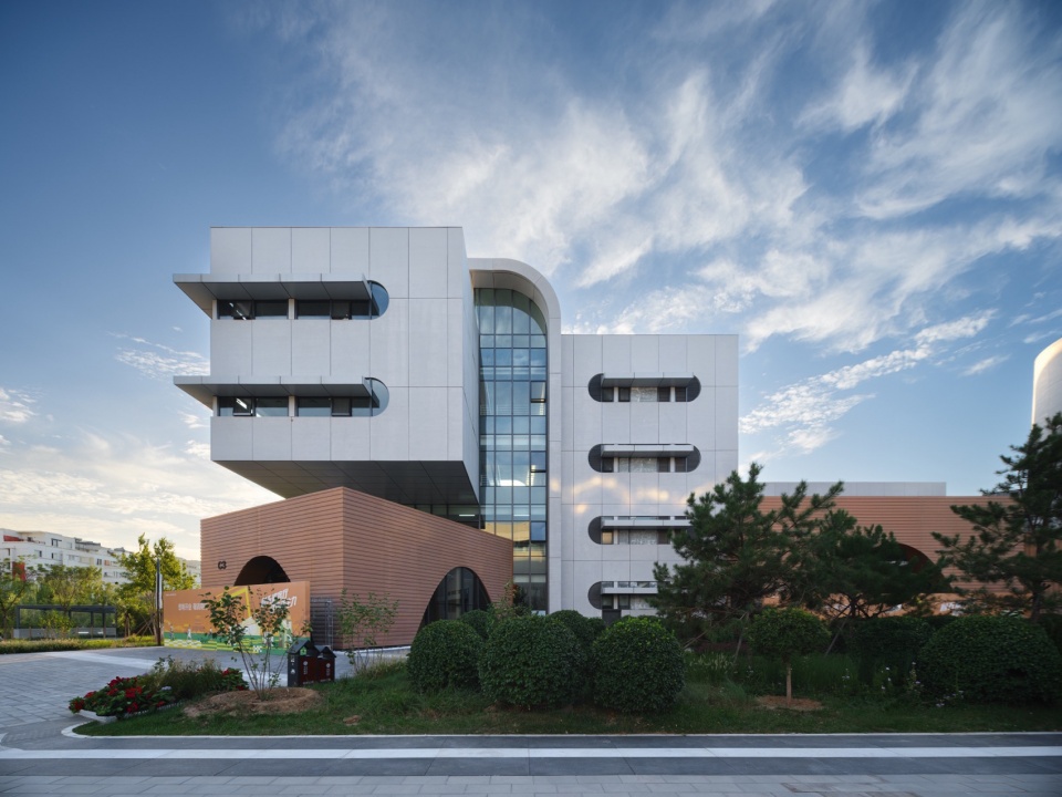 DSF0276 编辑huilongguan sports park by cadg daqiarchitects