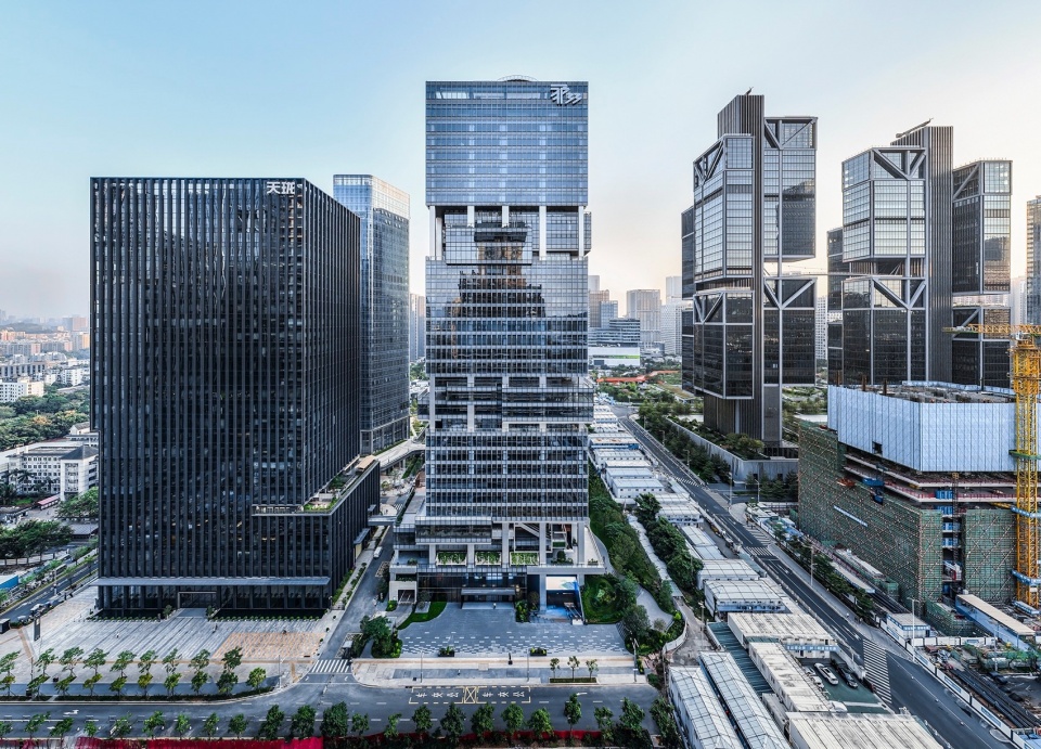 T33 Full Time Center China by Aedas sje