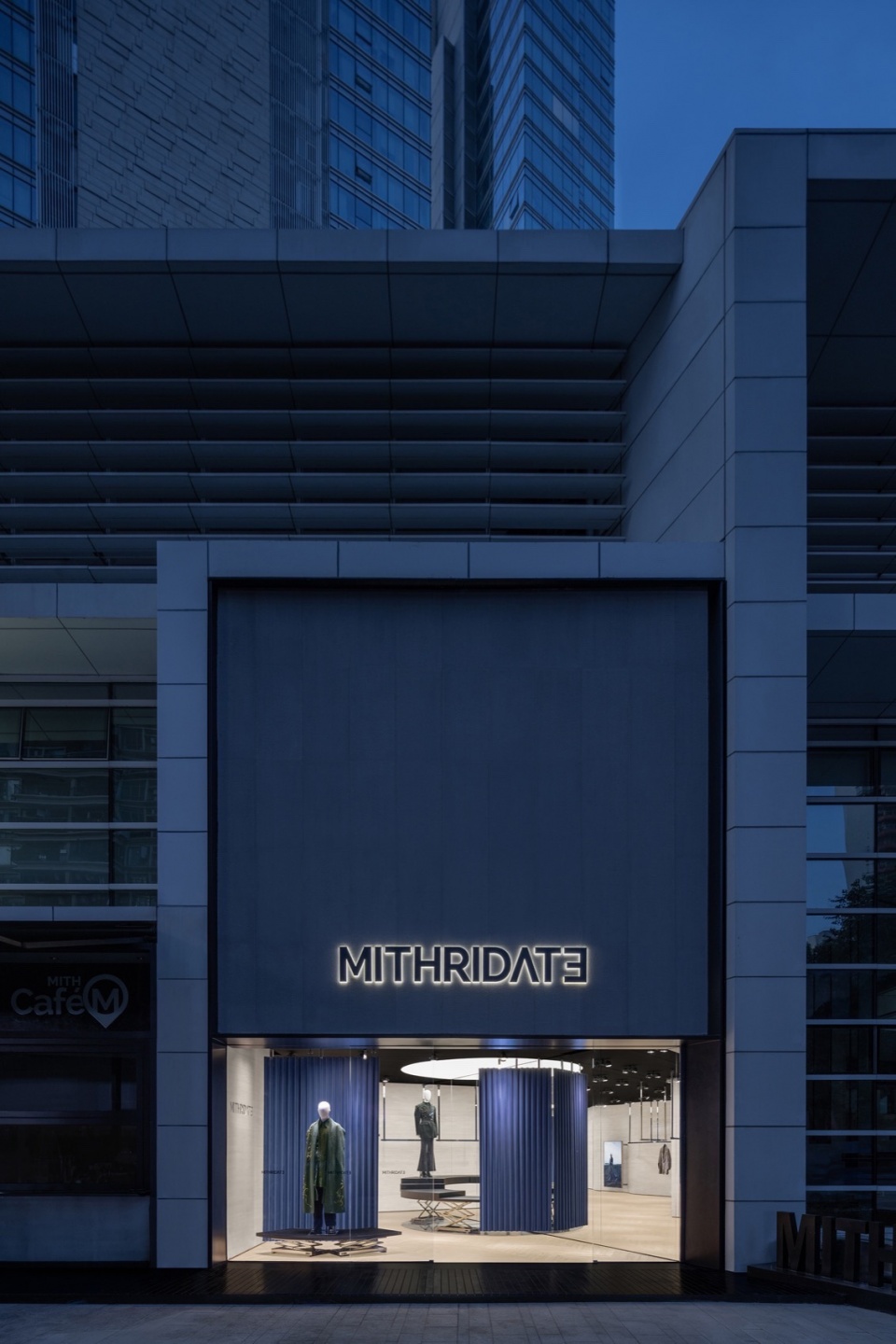mithridate boutique by slt