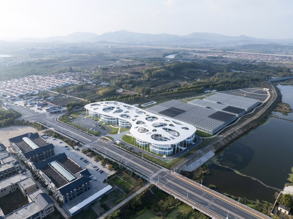 rizhao tea innovation park by kong xiangwei studio