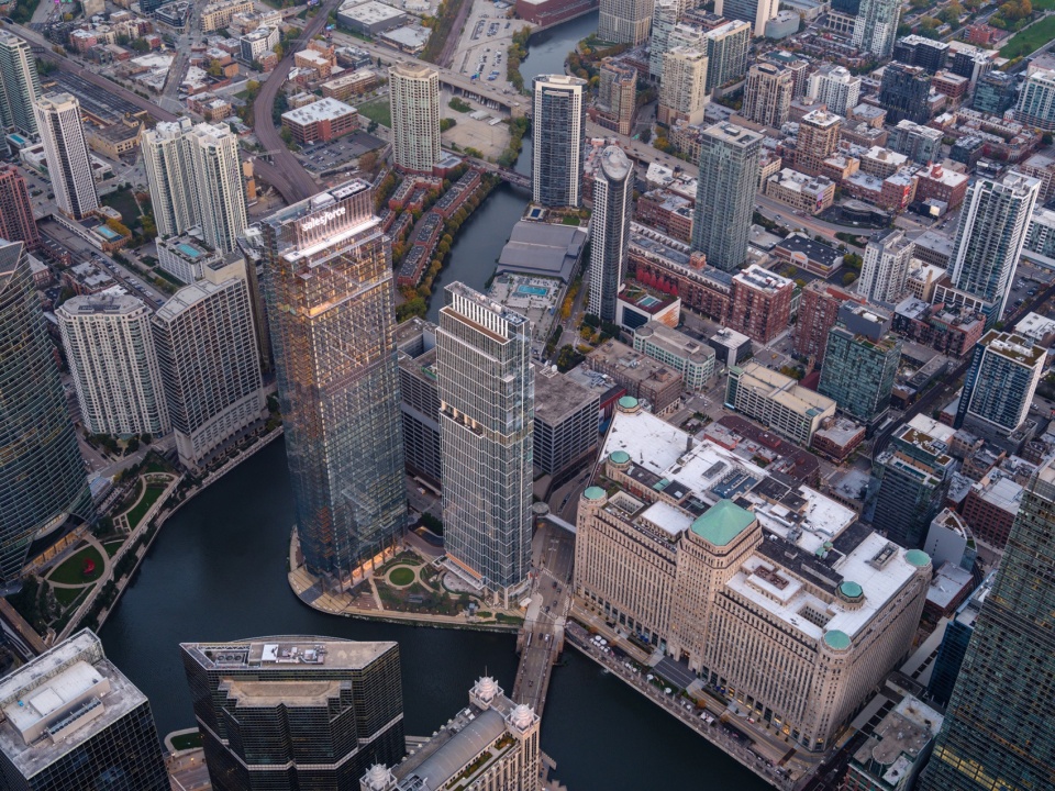 salesforce tower chicago by pelli clarke partners