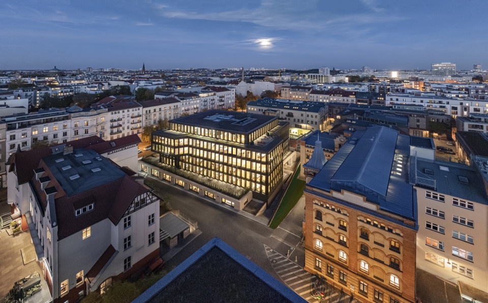 the sab office building by tchoban voss architekten