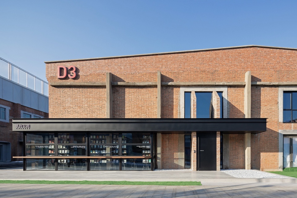 OWSPACE 东侧立面The east façade of the buildin by CG DESIGN@吴昂