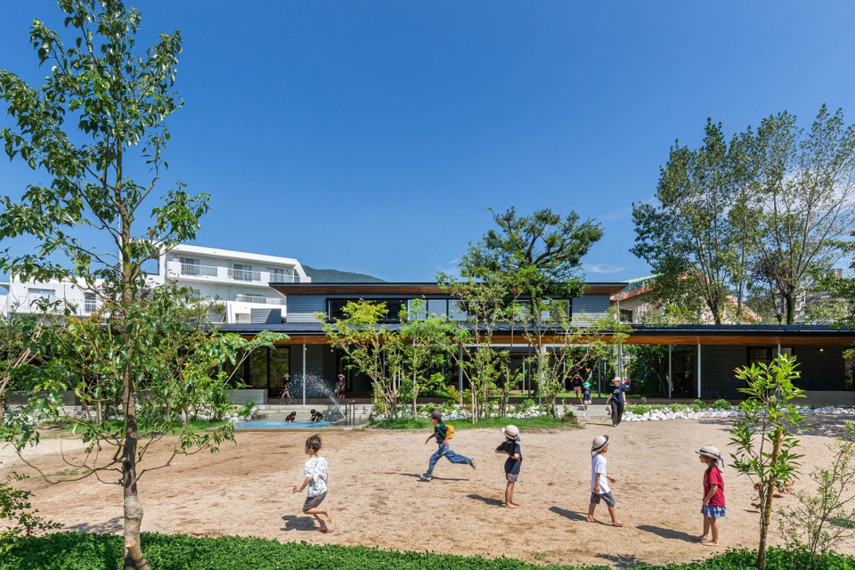 mjk kindergarten by hibinosekkei youji no shiro kids design labo