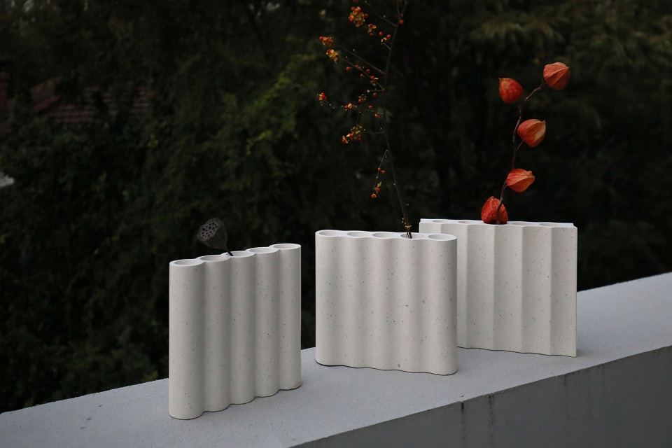 stone circling special exhibition by maggie studio