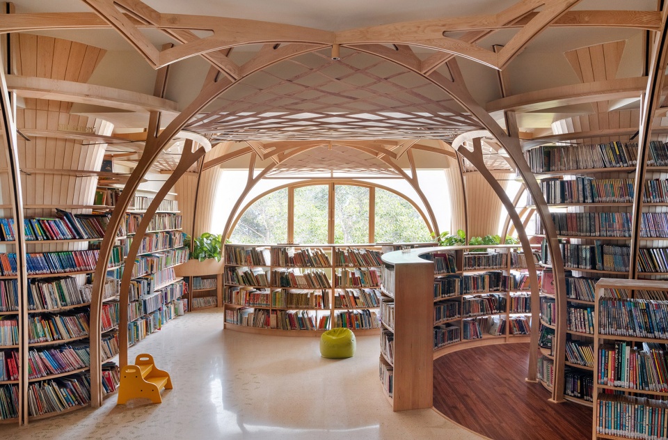 the forest of knowledge by studio hinge