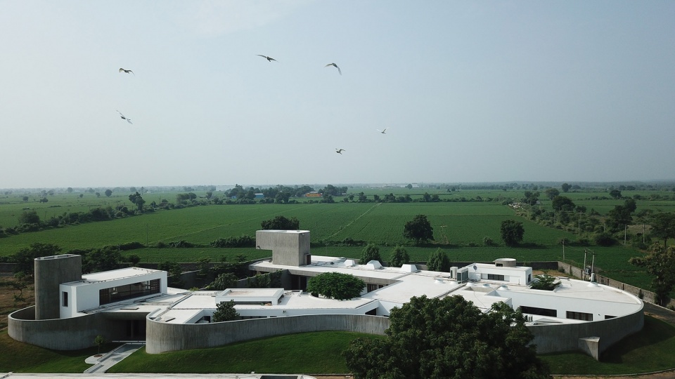 enclosure by design ni dukaan