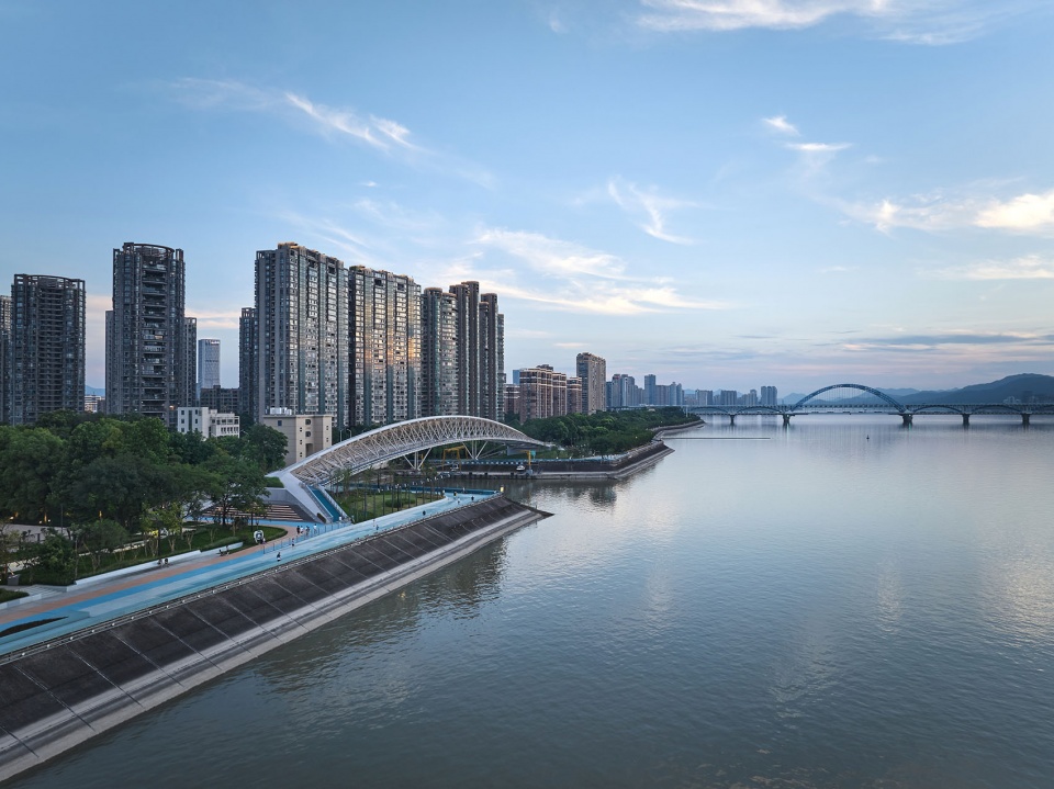 绸桥 同济原作