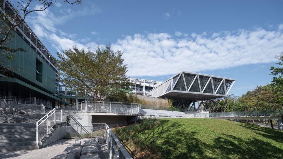 Carbon Neutral Box Design of the Low Carbon Exhibition Hall in Shenzhen International Low Carbon City Original Design Studio TJAD