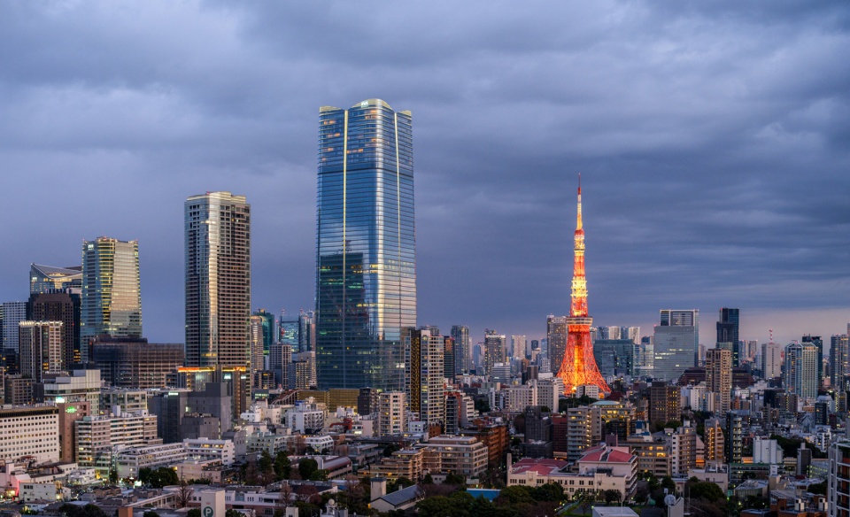 azabudai hills by pelli clarke partners