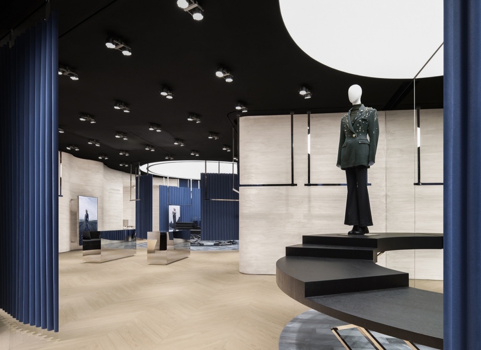 mithridate boutique by slt
